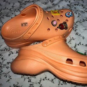 Crocs with platform W 9